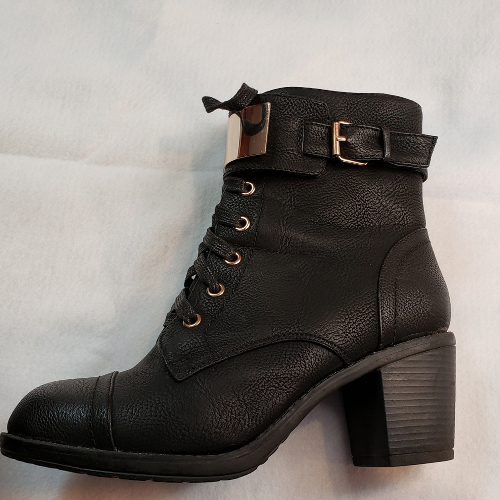 WILD DIVA COMBAT BOOTS